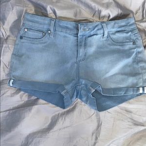 Low rise tillys shorts